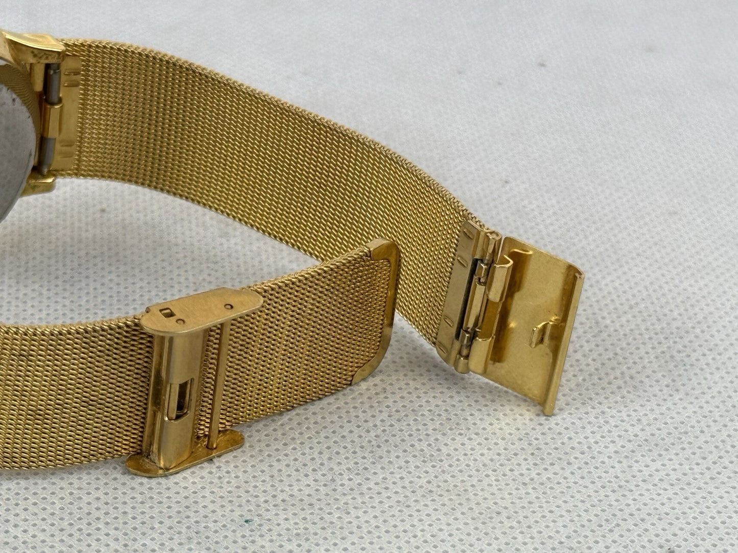 Charles Frantz Paris Solar Watch Gold 39mm