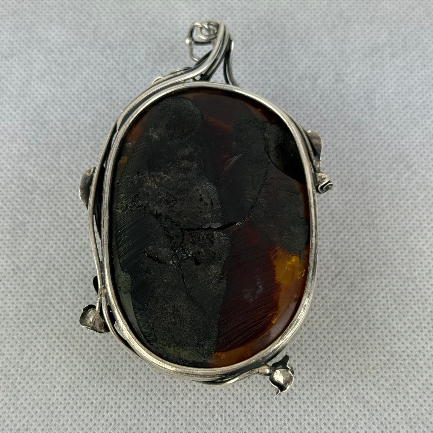 Museum Size Baltic Amber Pendant 105 g Natural Inclusions Sterling Silver 925 Rare Collector Specimen