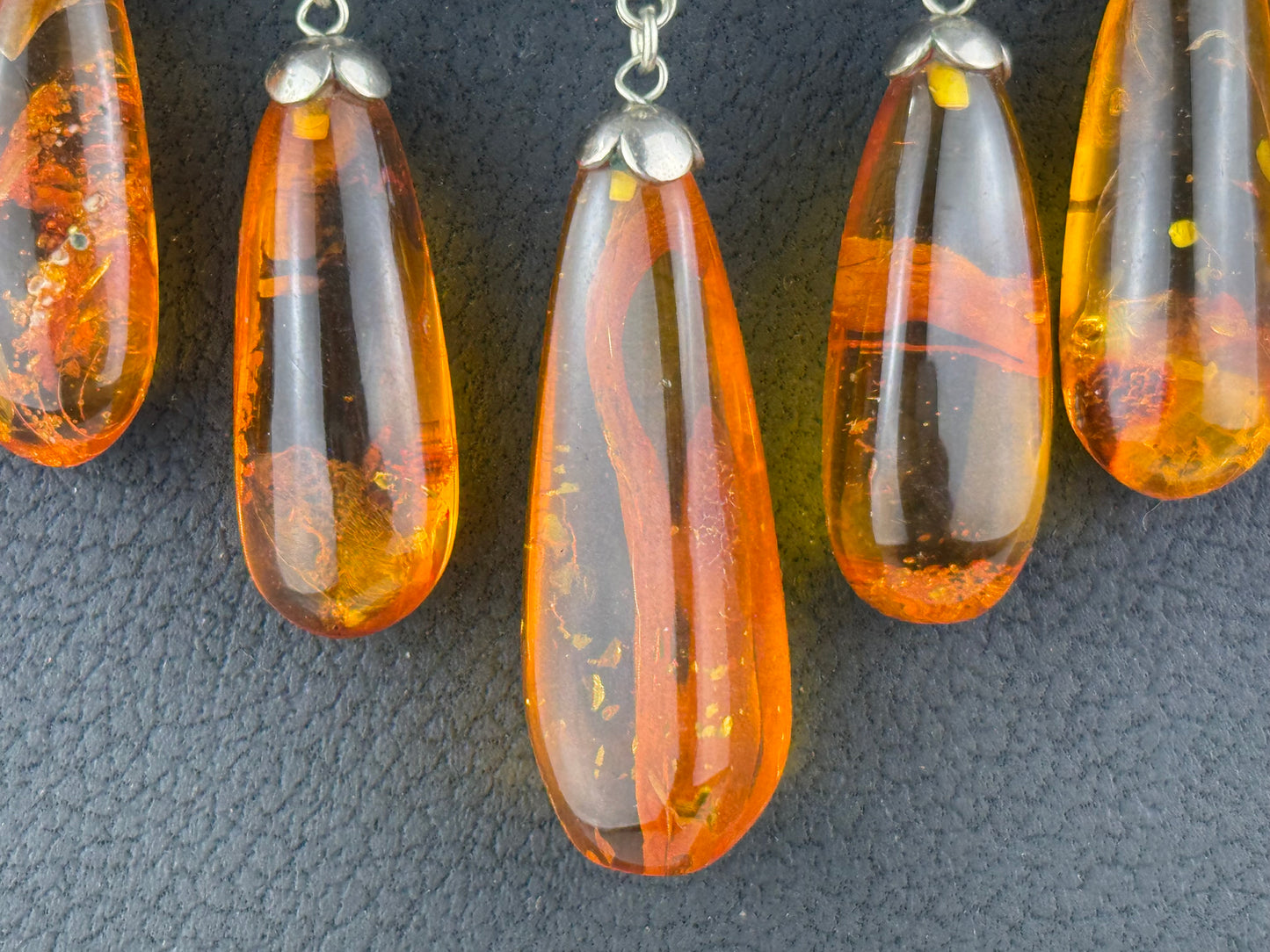 Vintage Baltic Amber Drop Necklace Silver Tone Modernist Design 38 cm 36.4 g