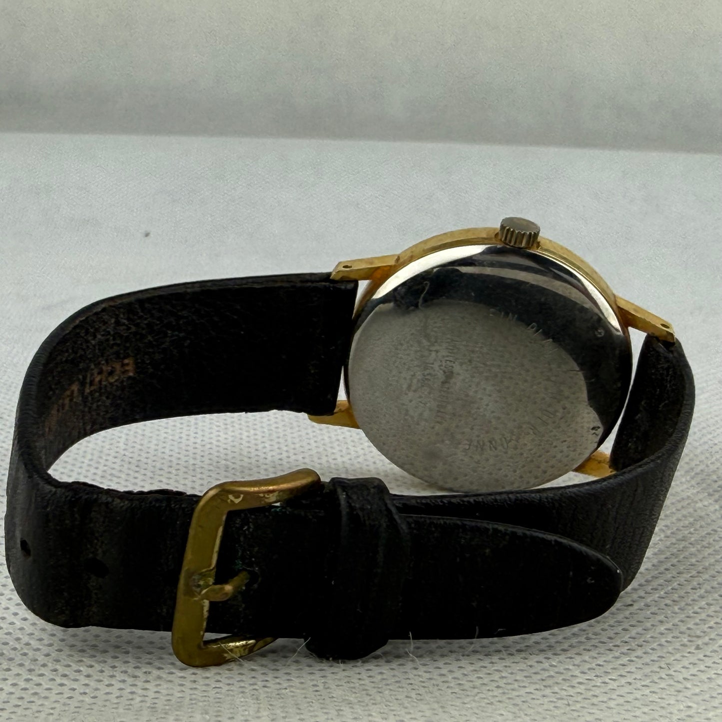 Bergana Swiss Mechanical Wristwatch Incabloc Gold Tone 36mm