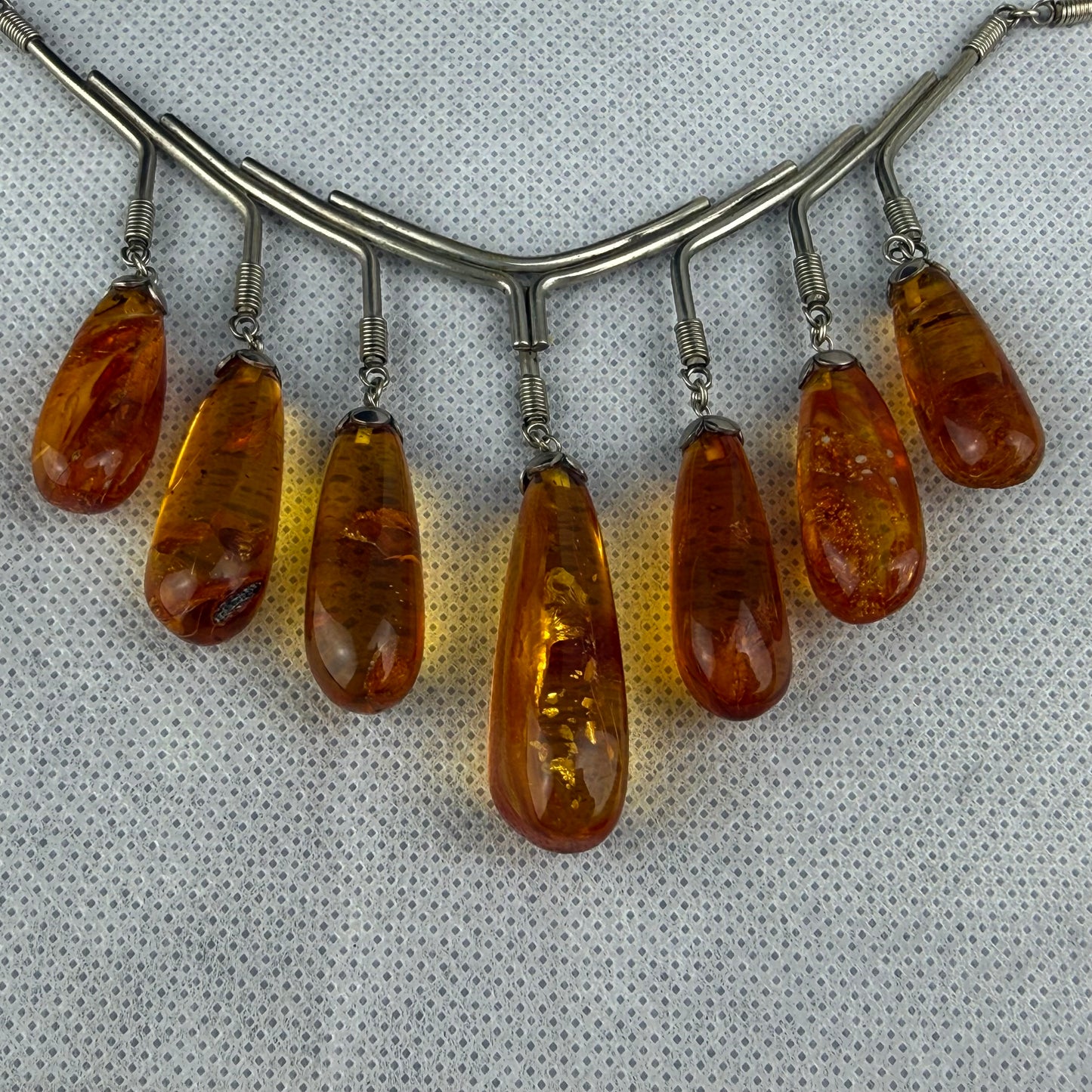 Vintage Baltic Amber Drop Necklace Silver Tone Modernist Design 38 cm 36.4 g