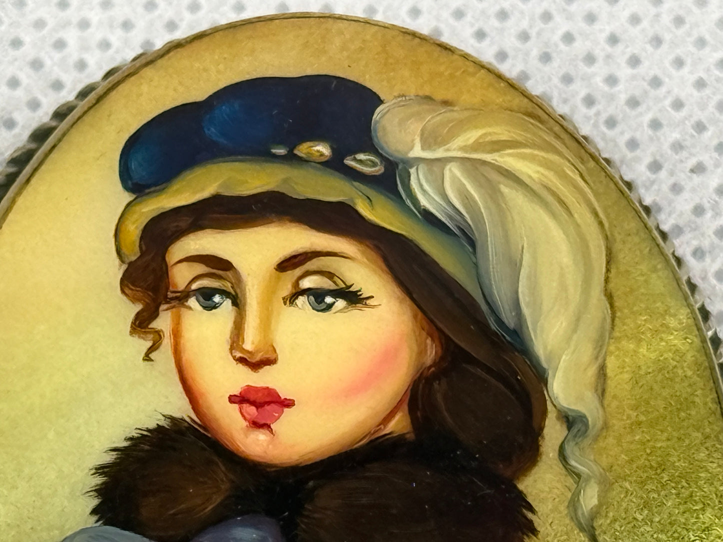 Vintage Fedoskino Hand-Painted Brooch Russian Lacquer Miniature 5.5 x 4 cm