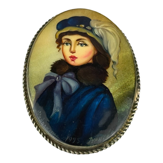 Vintage Fedoskino Hand-Painted Brooch Russian Lacquer Miniature 5.5 x 4 cm