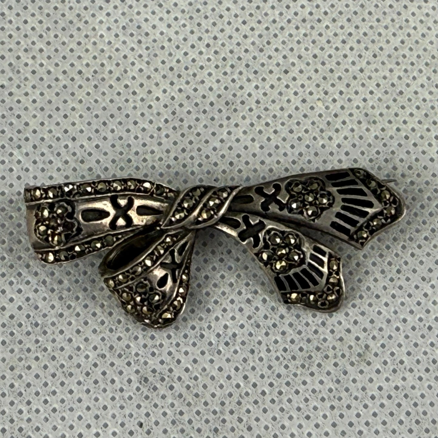 Vintage 925 Sterling Silver Marcasite Bow Brooch 5 cm – Art Deco Style 9.6 g